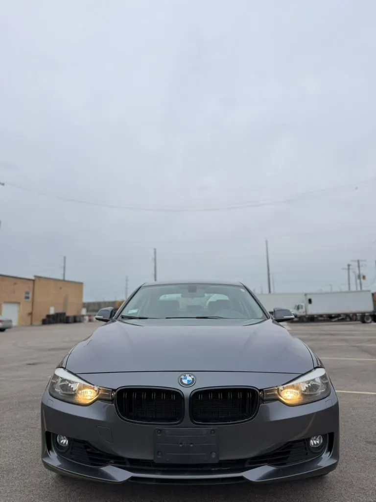 BMW 328i 6