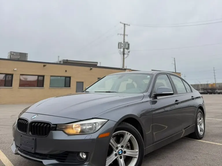 BMW 328i