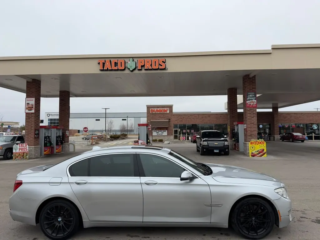 BMW 7 Series 4