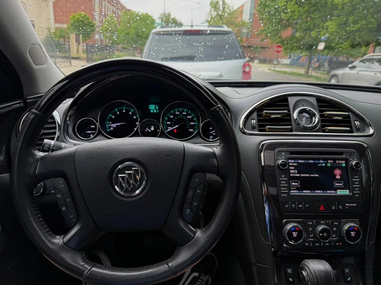 Buick Enclave 11