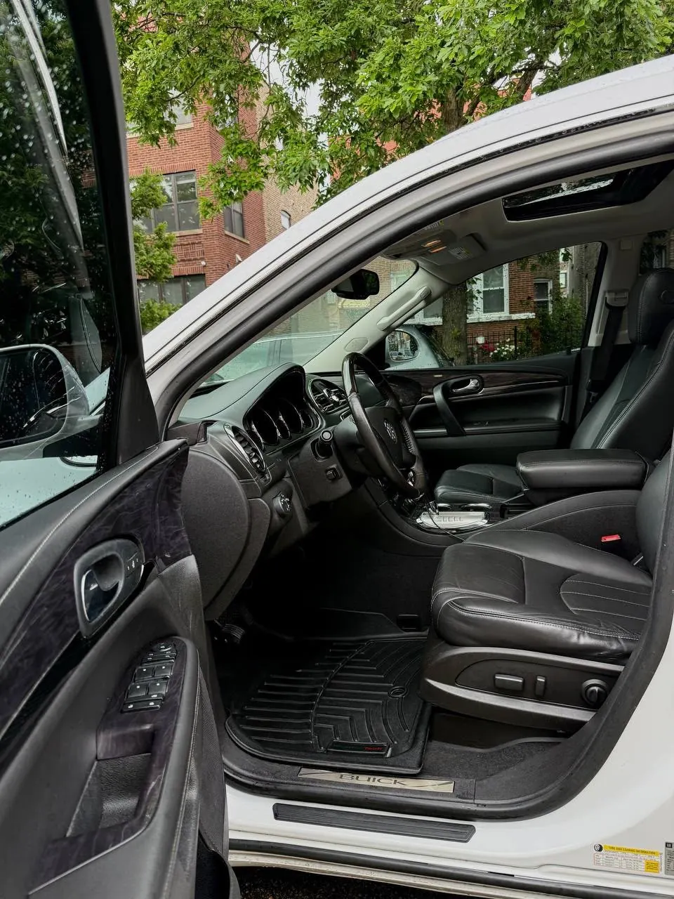 Buick Enclave 9