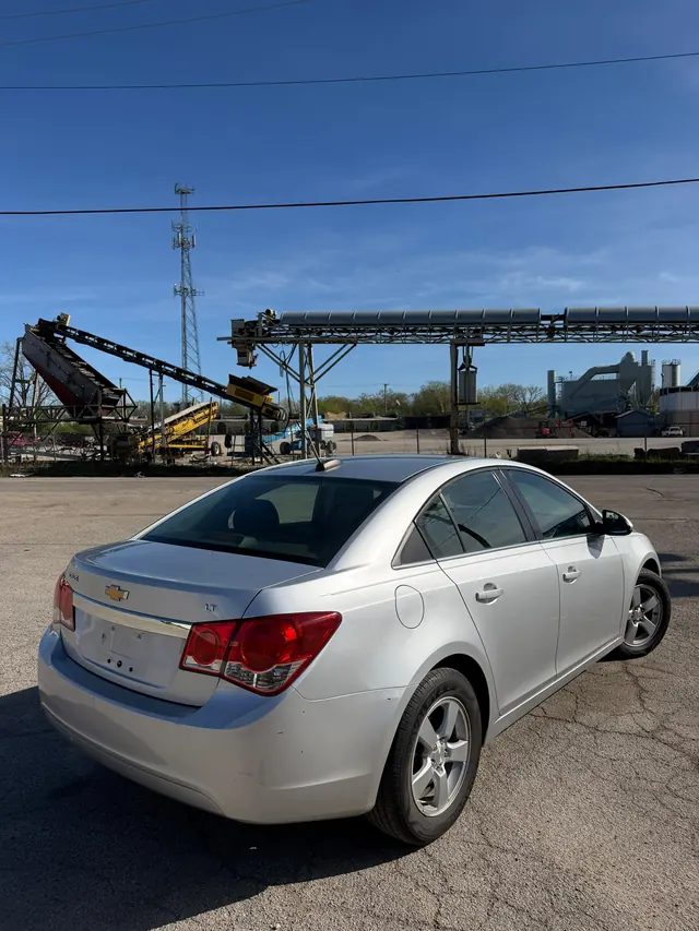 Chevrolet Cruze 4