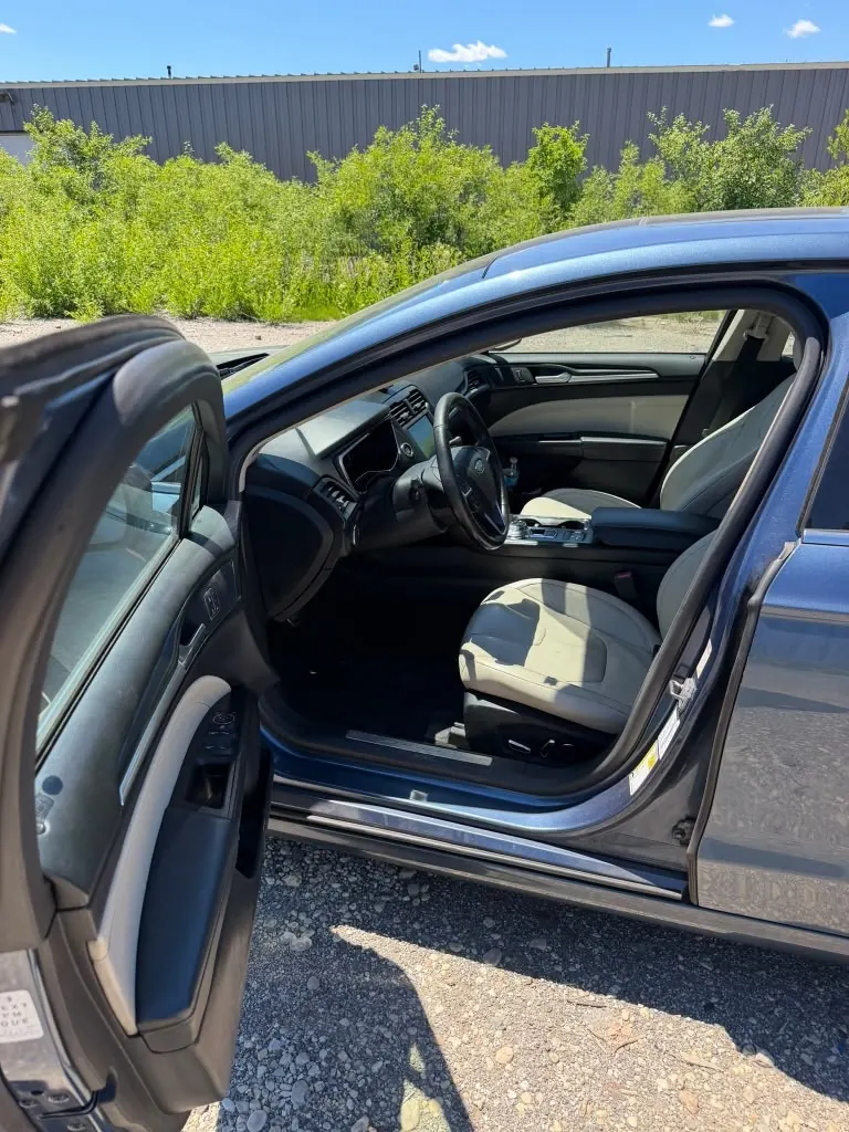 Ford Fusion 9