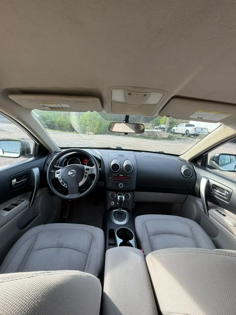 Nissan Rogue 11
