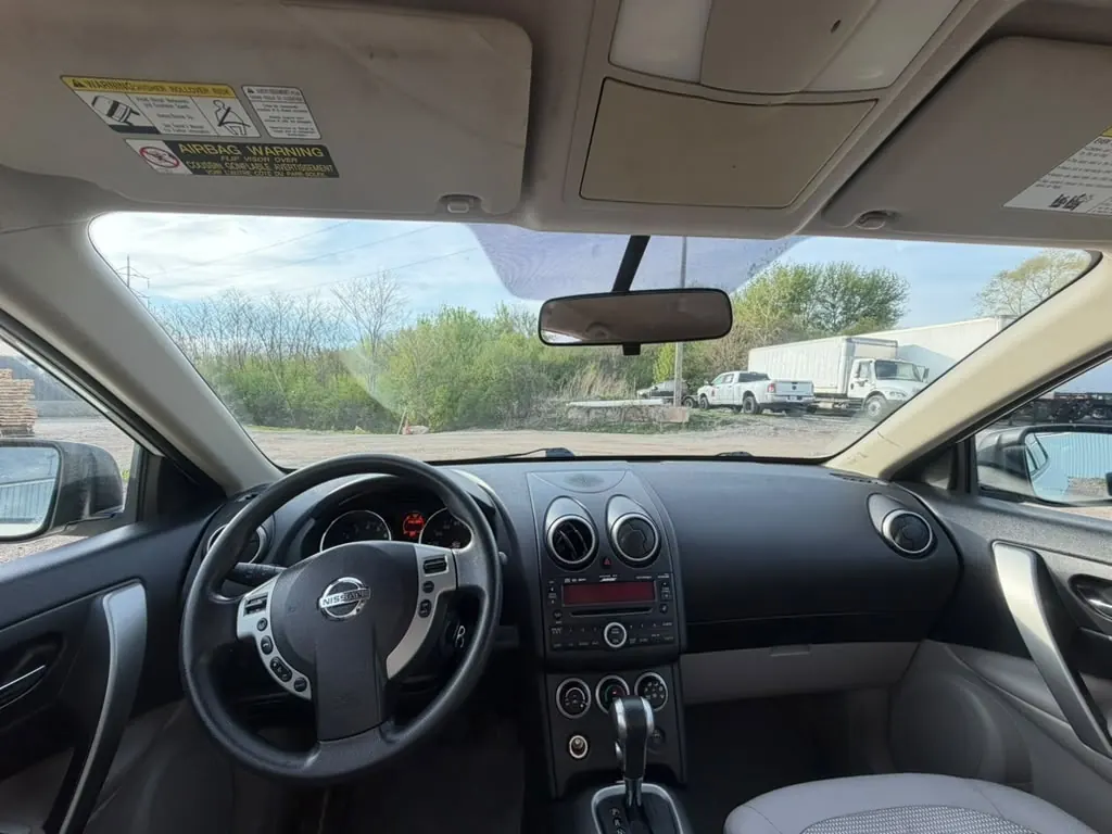 Nissan Rogue 10