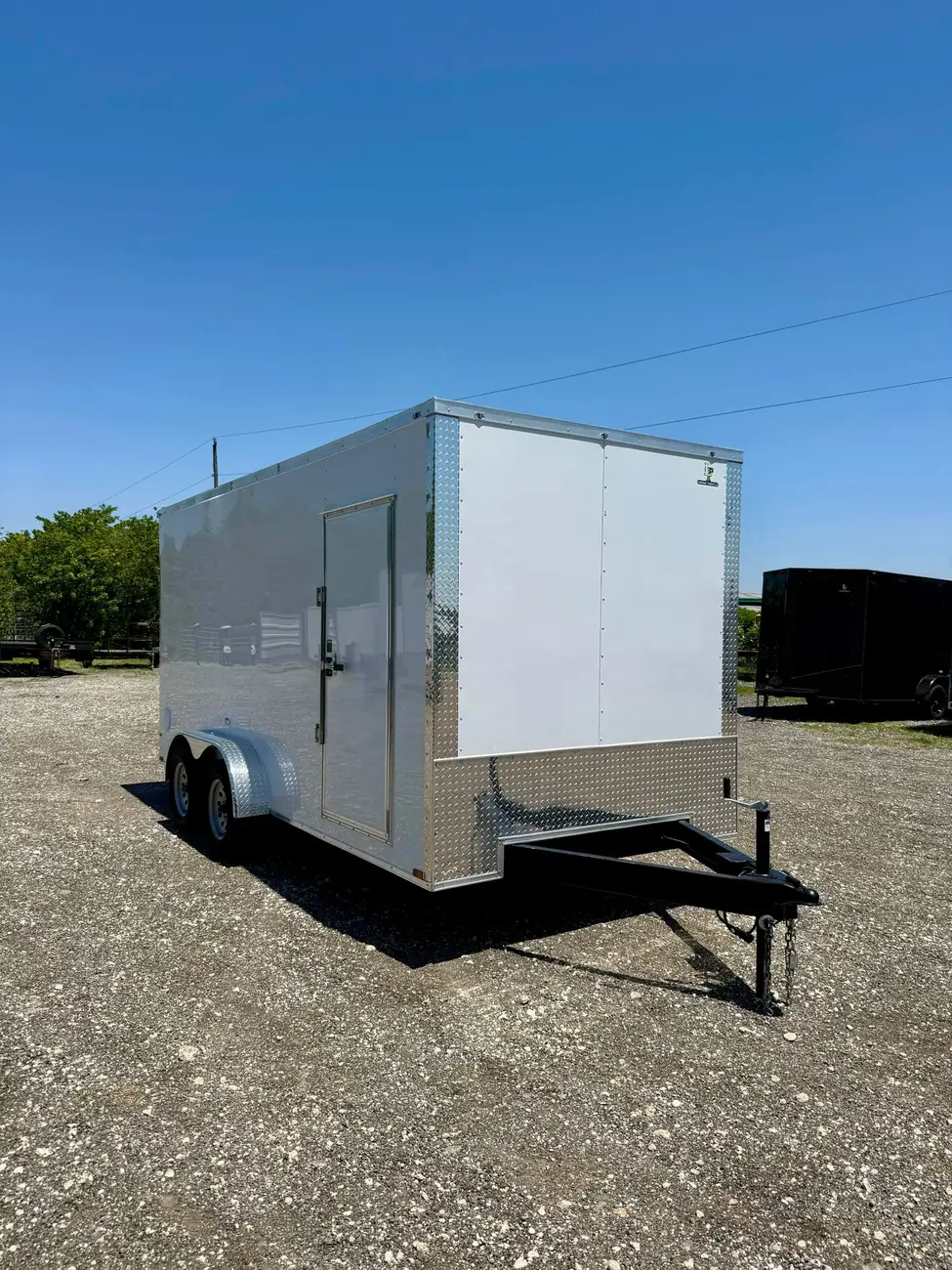 7x16 Enclosed Trailer photo 1