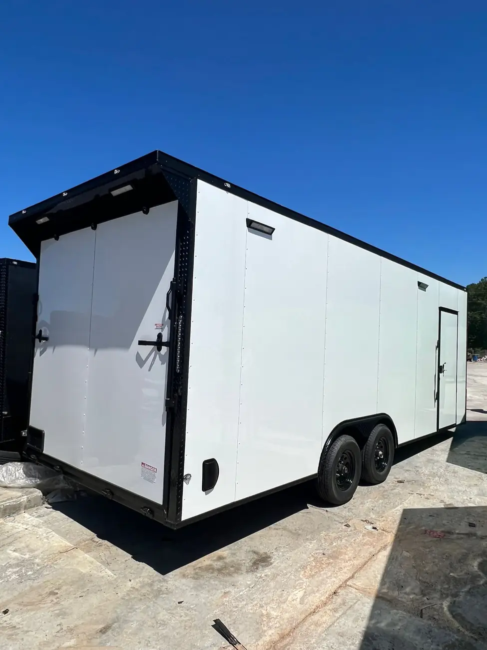 8.5x20 Enclosed Trailer, 14K photo 3
