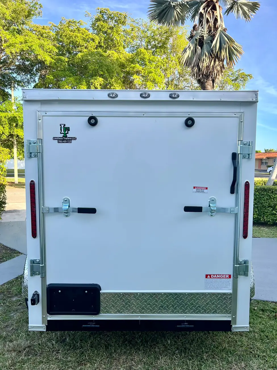 5x8 Enclosed Trailer, rear ramp photo 3