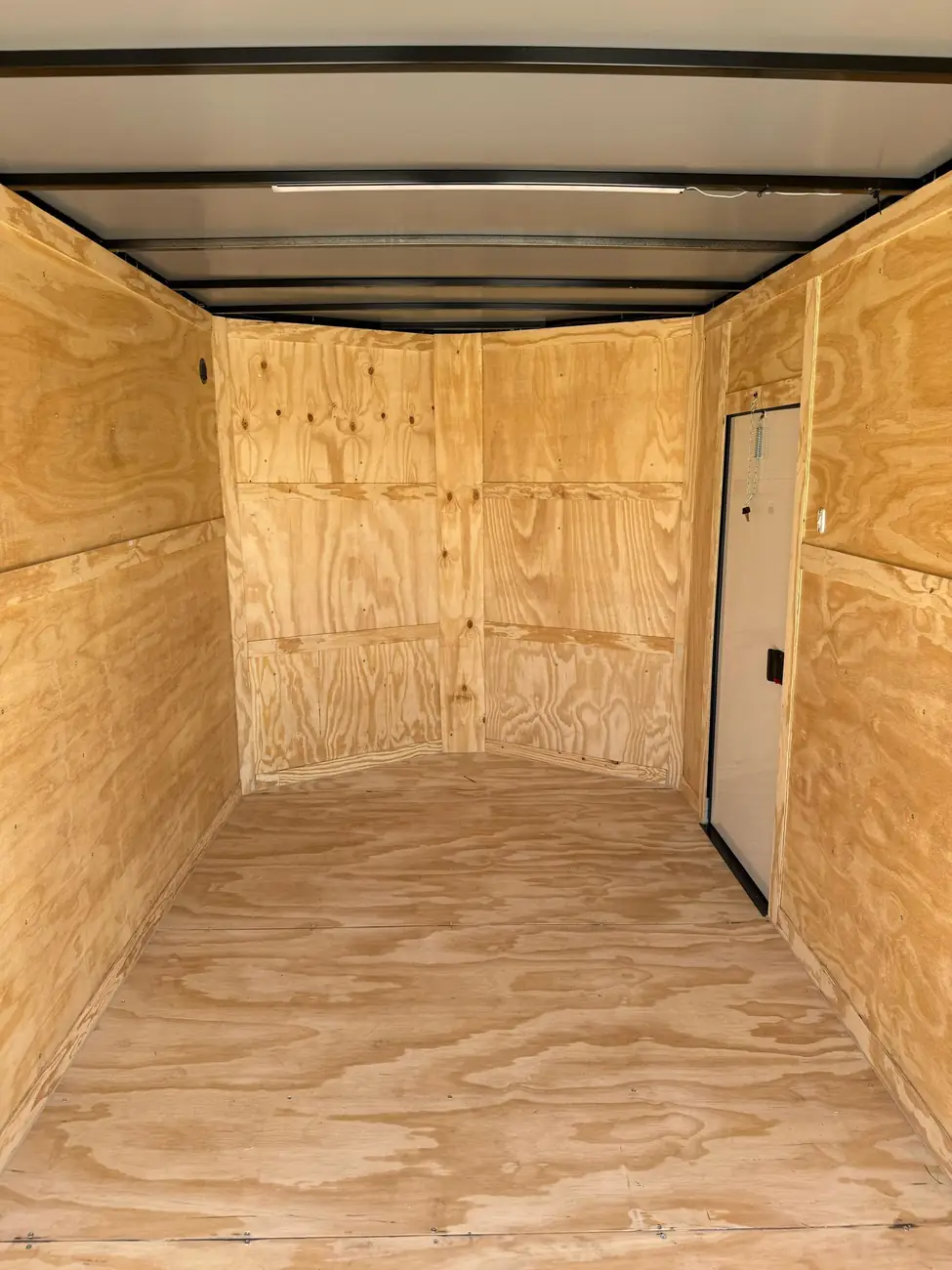 7x14 Enclosed Trailer, blackout photo 3