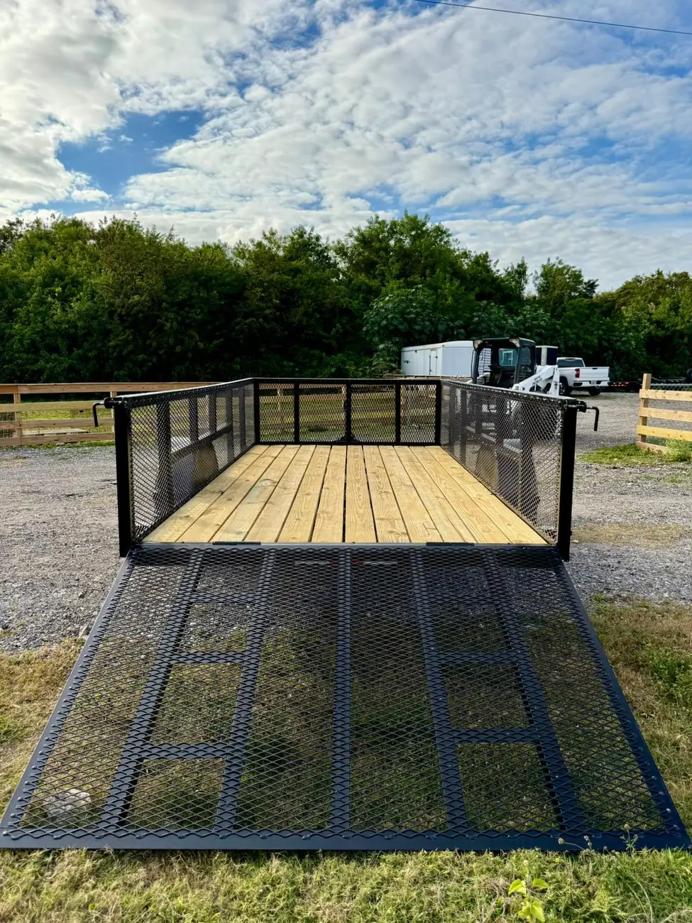 6x12 Utility Trailer, mesh sides photo 2